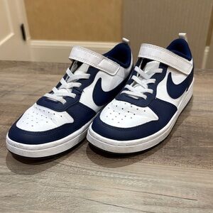 Nike Kids' Sneakers in Navy and White